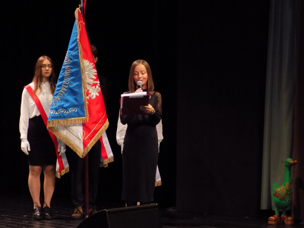 Zdjęcie 120-lecie_2LO (14)4a8fbb6f-9999-43eb-b169-e65bec5ba779.jpg w galerii 120-lecie II LO